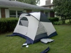 Kelty Green River 4 -Kelty Sales Store 2010 06 21 16 33 36